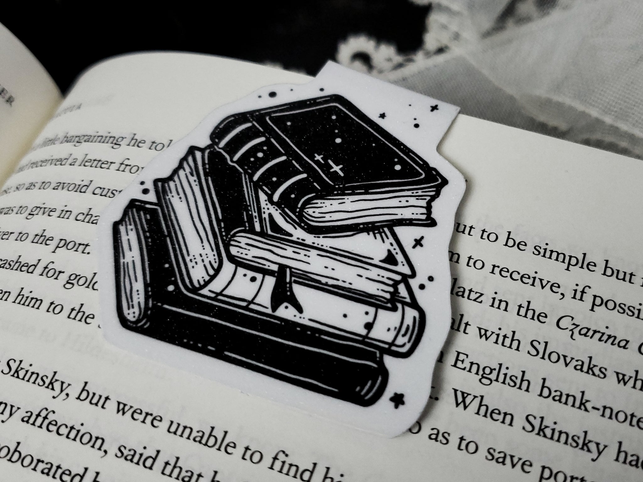 Witchy book stack Magnetic Bookmark